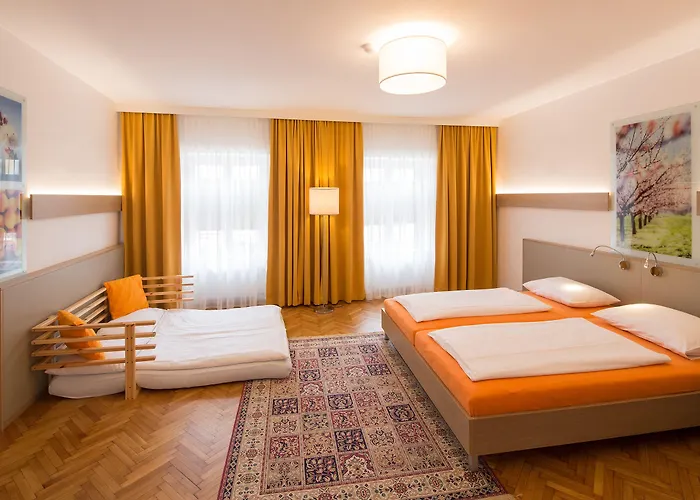 Stadt Hotel 3*